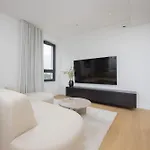 Powsinska Luxury With Air Conditioning In By Renters Prestige * Варшава