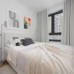 Powsinska Luxury With Air Conditioning In By Renters Prestige