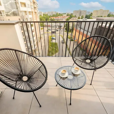 Powsinska Luxury With Air Conditioning In By Renters Prestige Apartment