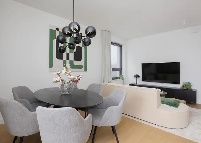 Powsinska Luxury With Air Conditioning In By Renters Prestige Apartment *