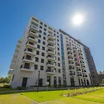 Lägenhet Powsinska Luxury With Air Conditioning In By Renters Prestige *