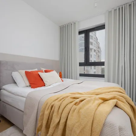 Powsinska Luxury With Air Conditioning In By Renters Prestige
