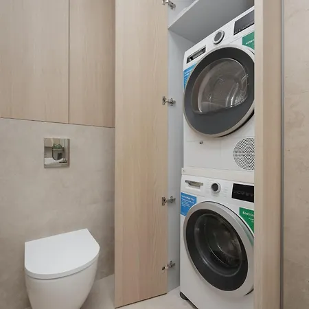 Powsinska Luxury With Air Conditioning In By Renters Prestige * Warszawa