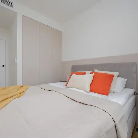 Apartament Powsinska Luxury With Air Conditioning In By Renters Prestige