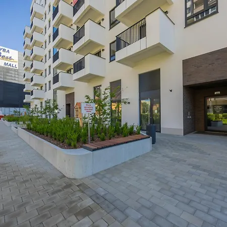 Powsinska Luxury With Air Conditioning In By Renters Prestige Daire