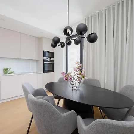 Powsinska Luxury With Air Conditioning In By Renters Prestige 华沙