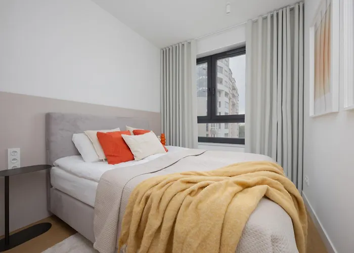 Powsinska Luxury With Air Conditioning In By Renters Prestige