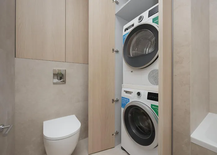 Powsinska Luxury With Air Conditioning In By Renters Prestige * 华沙