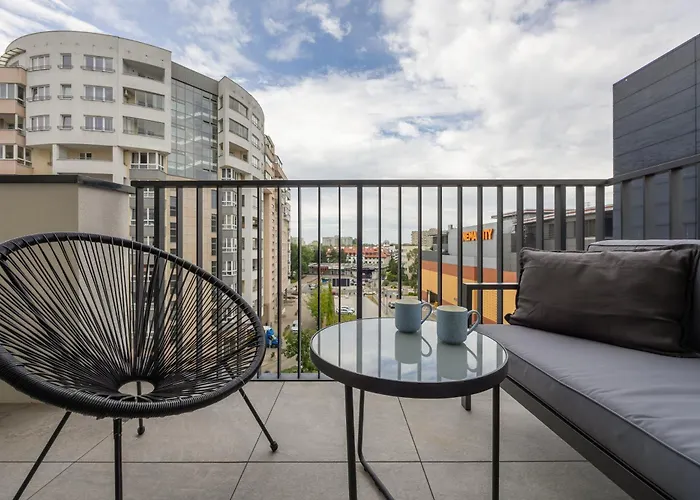 Powsinska Luxury With Air Conditioning In By Renters Prestige شقة وارسو