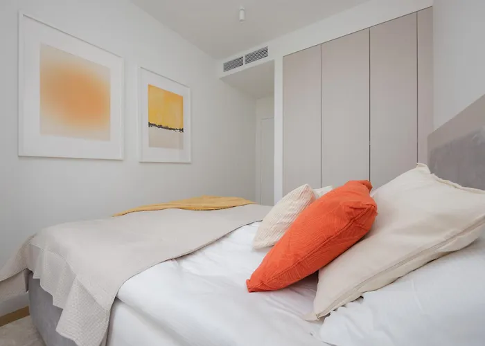 Powsinska Luxury With Air Conditioning In By Renters Prestige 公寓 *