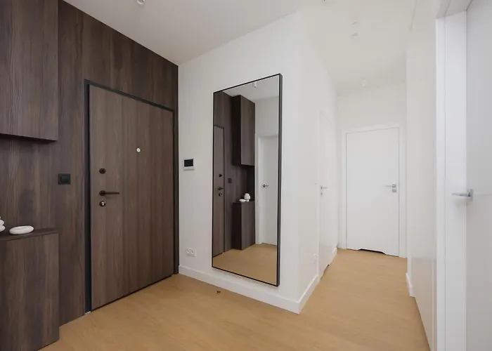 Powsinska Luxury With Air Conditioning In By Renters Prestige *